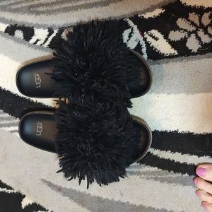 Ladies slippers